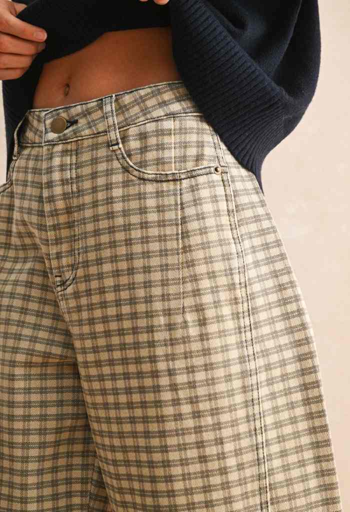 Check Me Out Barrel Pants