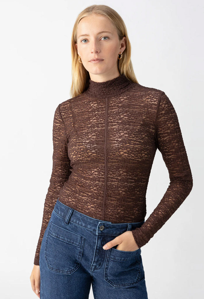 Sanctuary L/S Textured Mock-Brown Sugar